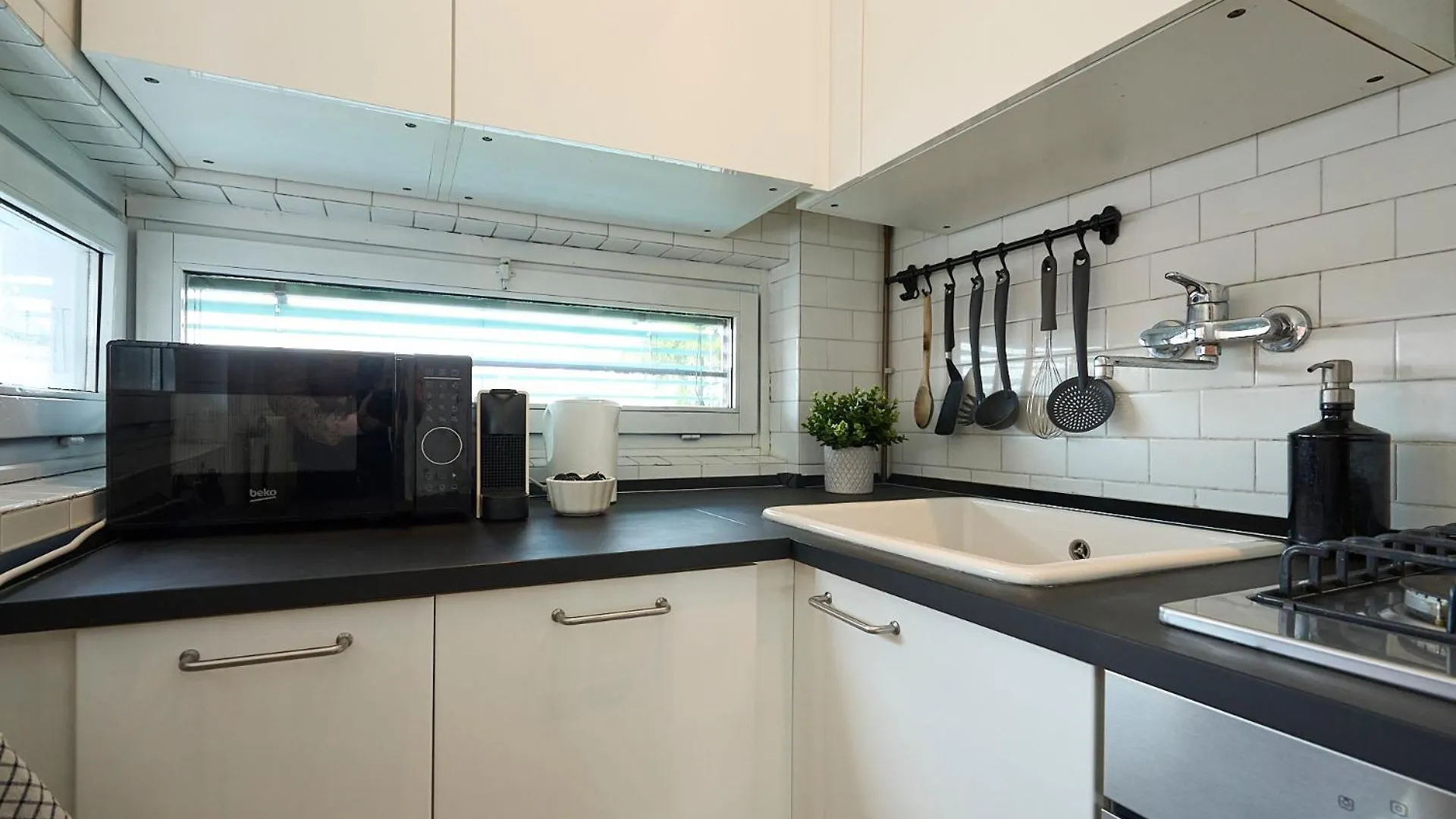 Apartment San Siro - Duomo Super Cozy & Close To Subway Milan
